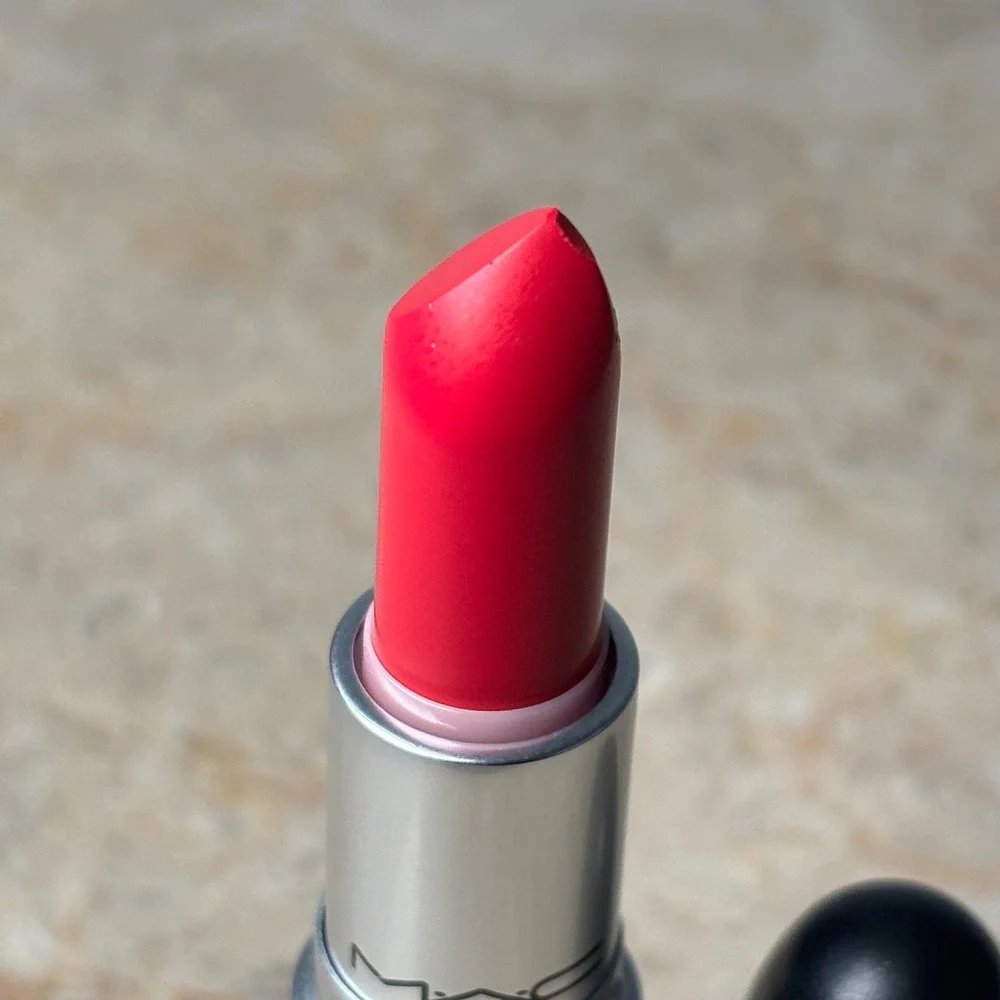 MAC Matte Lipstick Moxie A62 Full Size Bright Pink Red Bold Cosmetic Makeup